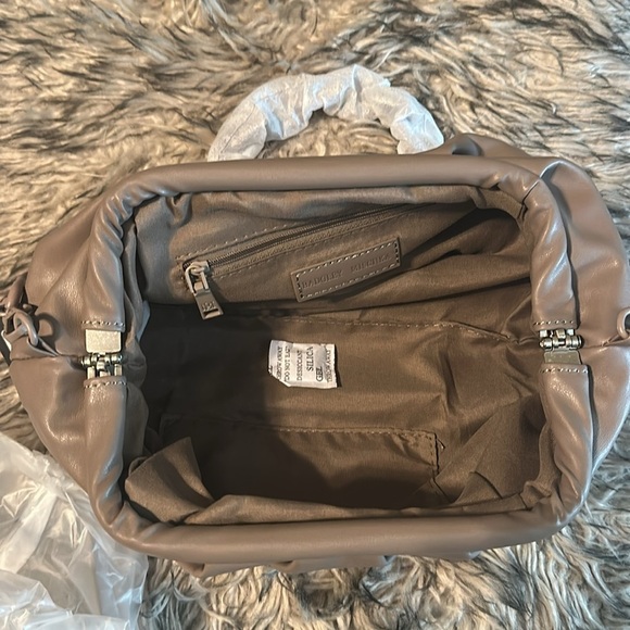 Badgley Mischka Wrapped Frame Clutch TAUPE - Picture 7 of 7